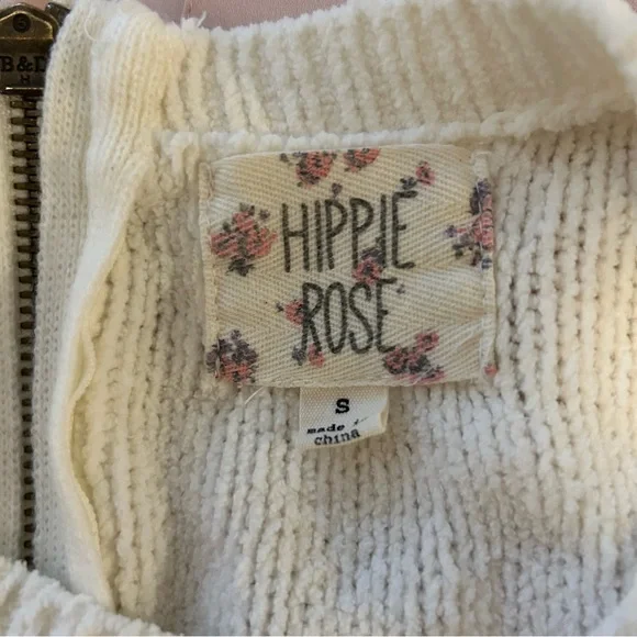 Hippie Rose Cream Cropped Cozy Sweater Womens Size Small Soft Fuzzy Long Sleeves - Picture 2 of 7